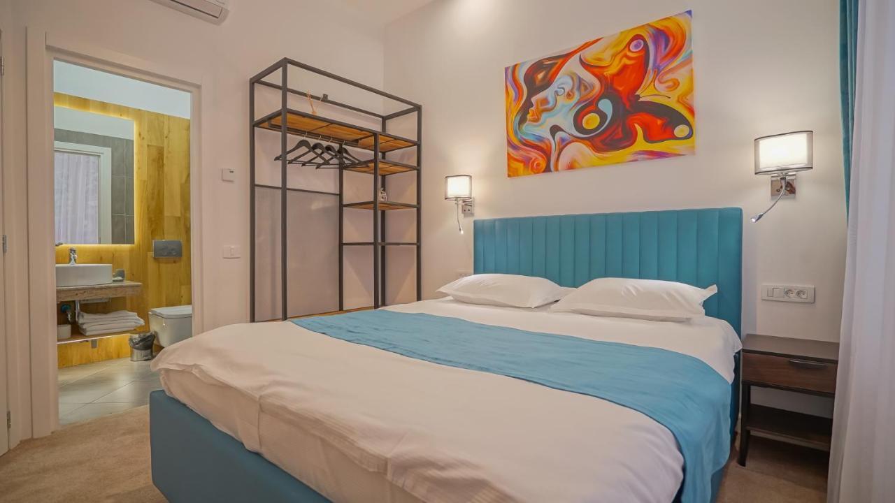 Zoom Rooms Braşov Buitenkant foto